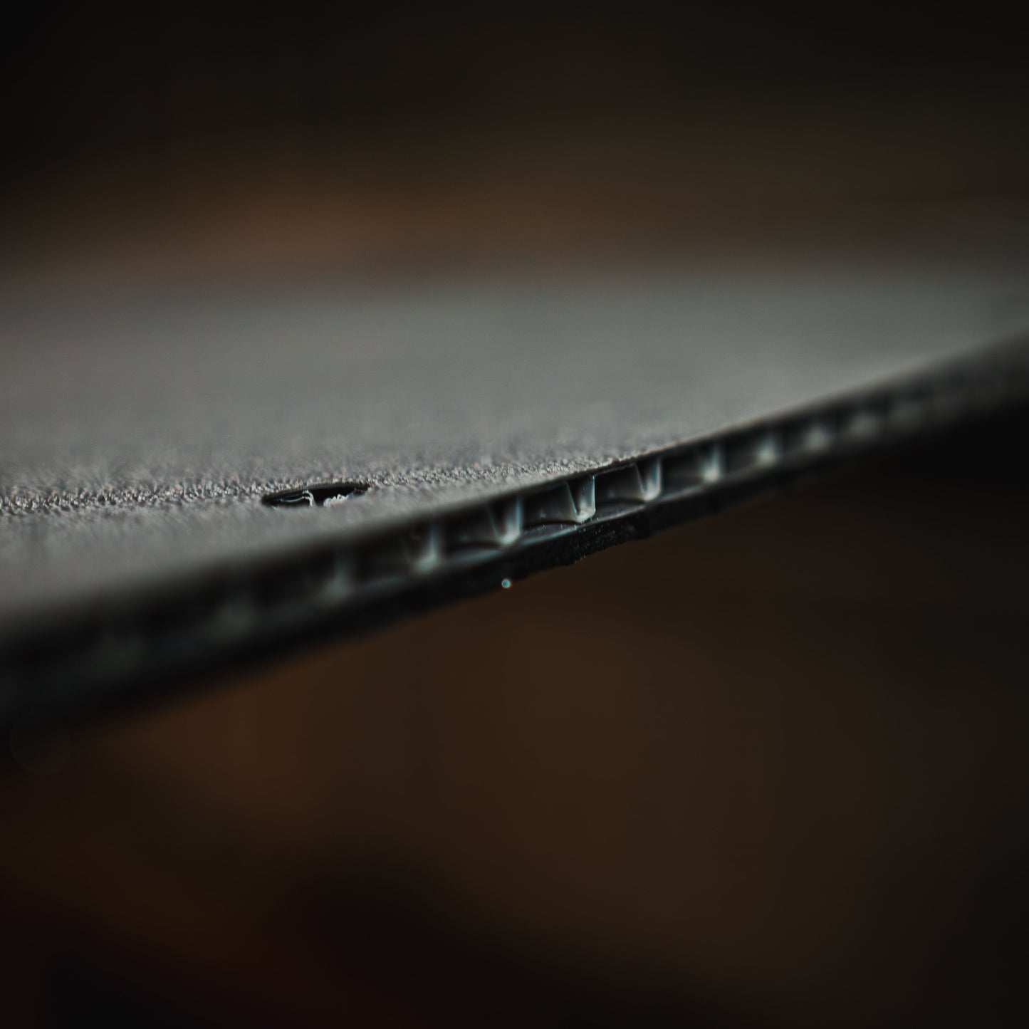 Side view of Honeycomb Structure in DuraTherm Ceiling Liner